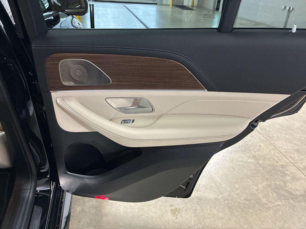 new 2026 Mercedes-Benz GLE 450 car, priced at $87,060