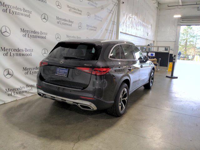 new 2025 Mercedes-Benz GLC 350e car