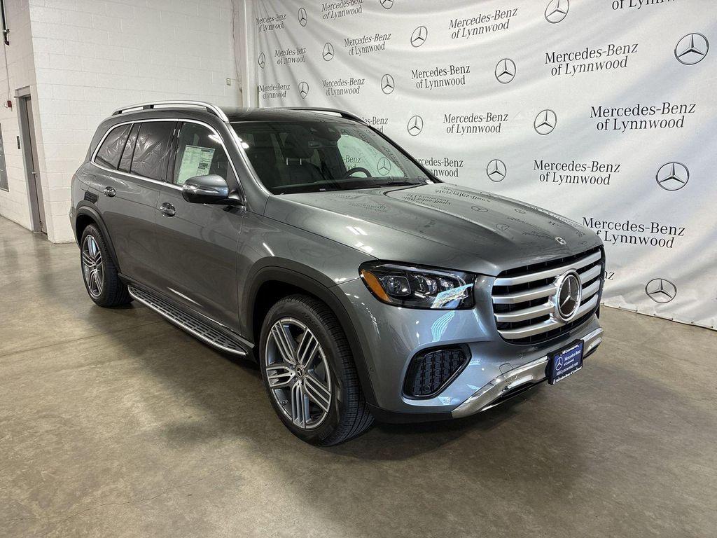 new 2025 Mercedes-Benz GLS 450 car, priced at $93,740