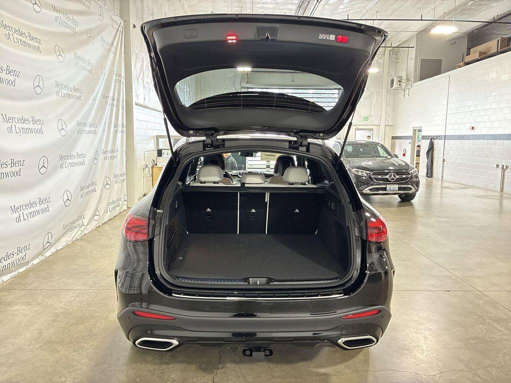 new 2025 Mercedes-Benz GLC 300 car, priced at $63,865