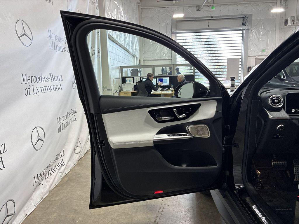new 2025 Mercedes-Benz GLC 300 car, priced at $63,865