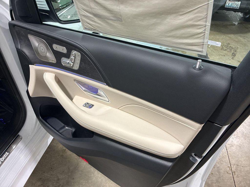 new 2026 Mercedes-Benz GLE 450 car, priced at $84,575