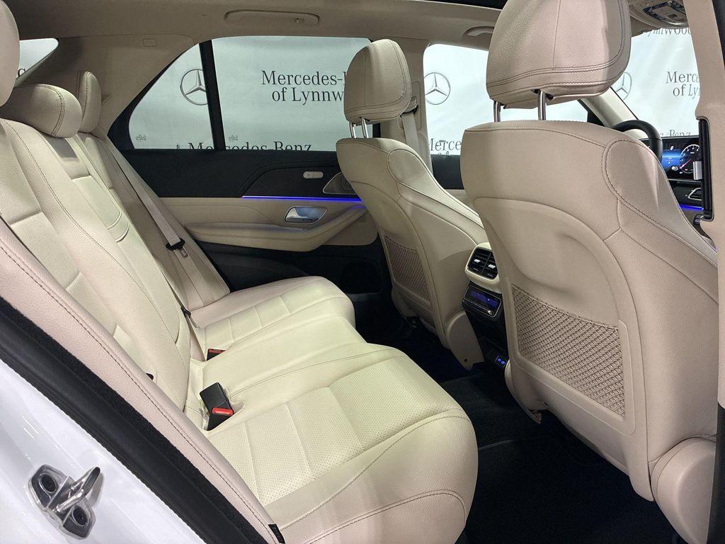 new 2026 Mercedes-Benz GLE 450 car, priced at $84,575