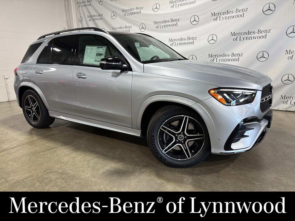 new 2025 Mercedes-Benz GLE 580 car, priced at $94,495