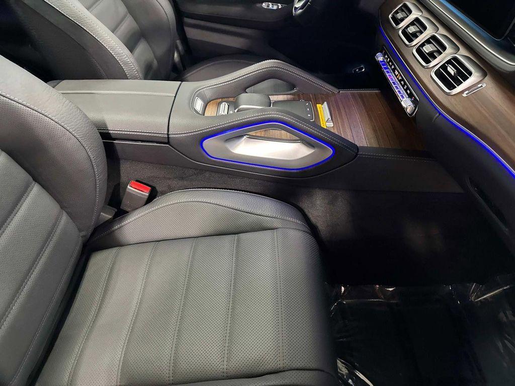 new 2025 Mercedes-Benz GLE 580 car, priced at $94,495