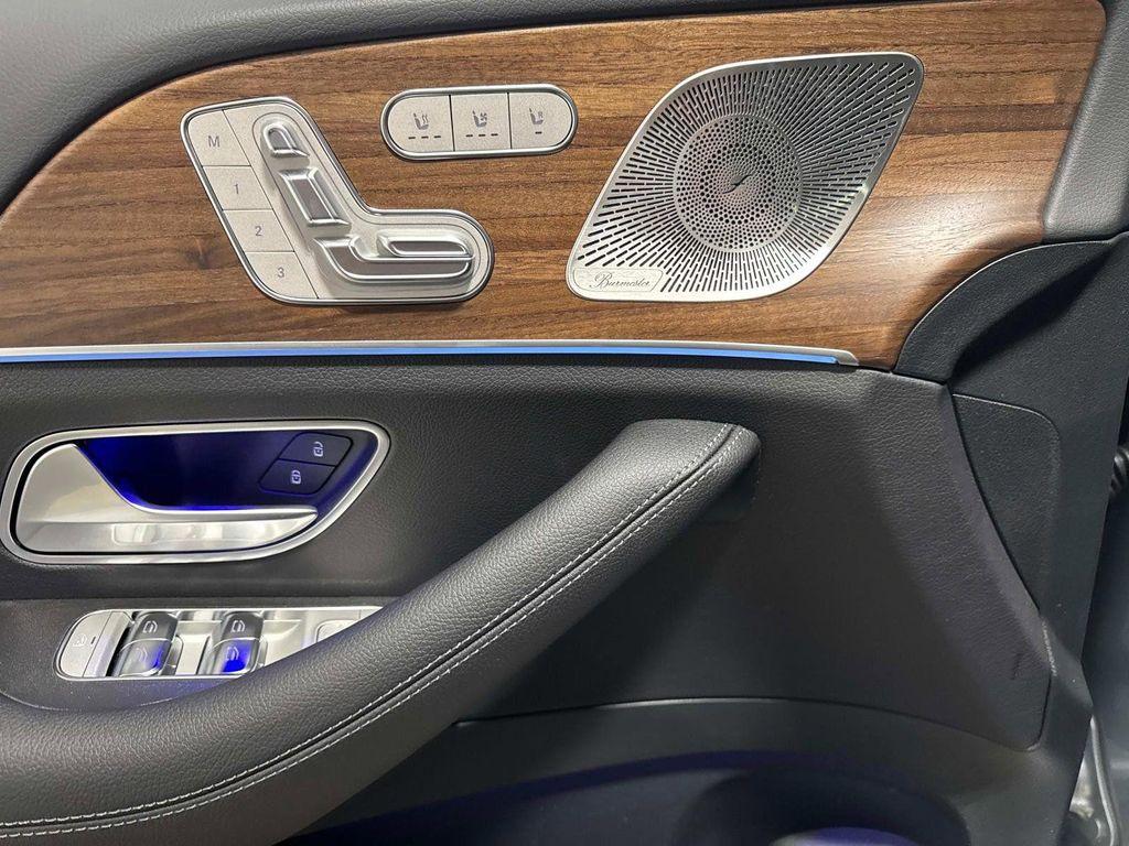 new 2025 Mercedes-Benz GLE 580 car, priced at $94,495