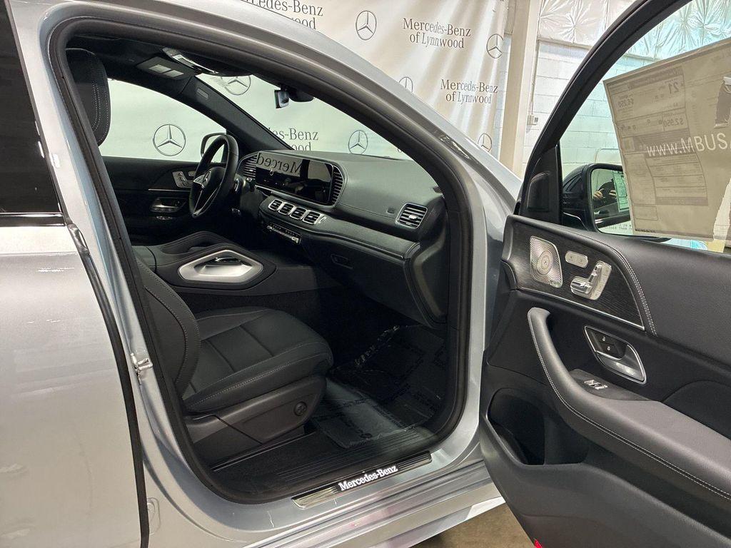new 2026 Mercedes-Benz GLE 450 car, priced at $83,140