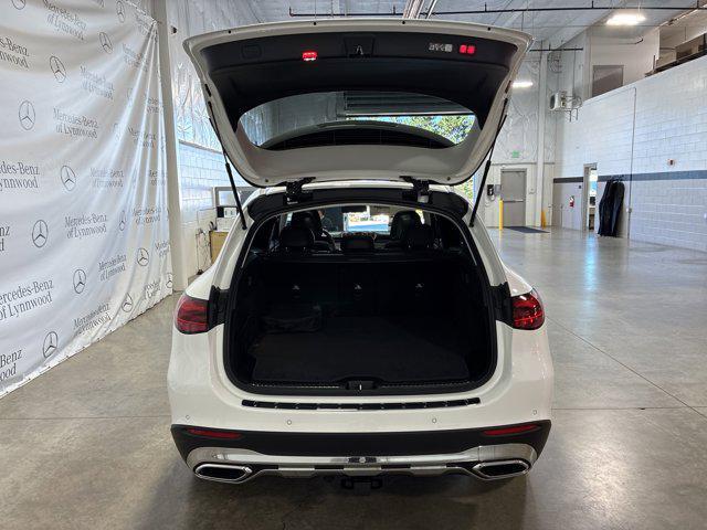 new 2025 Mercedes-Benz GLC 350e car, priced at $66,670