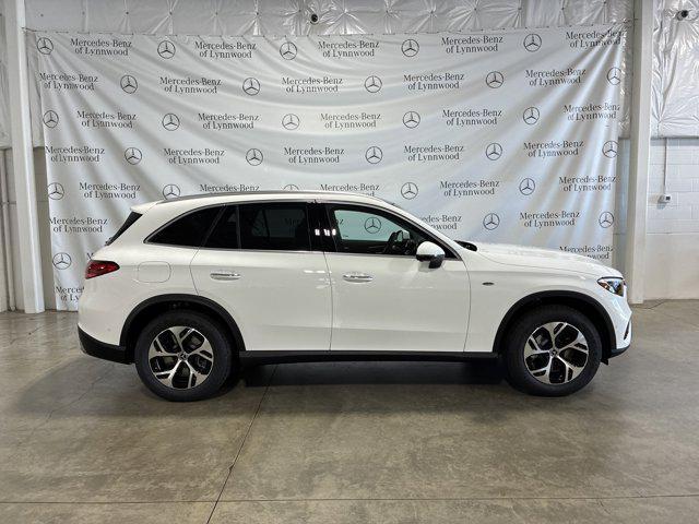 new 2025 Mercedes-Benz GLC 350e car, priced at $66,670