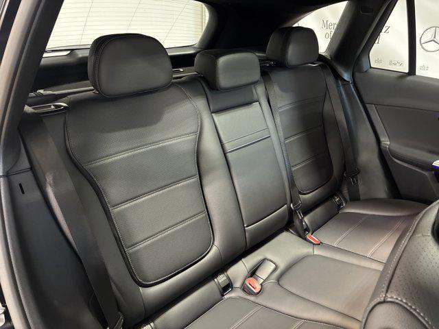 new 2025 Mercedes-Benz GLC 300 car, priced at $61,415