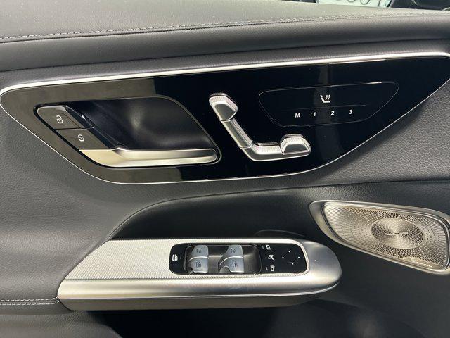 new 2025 Mercedes-Benz GLC 300 car, priced at $62,030