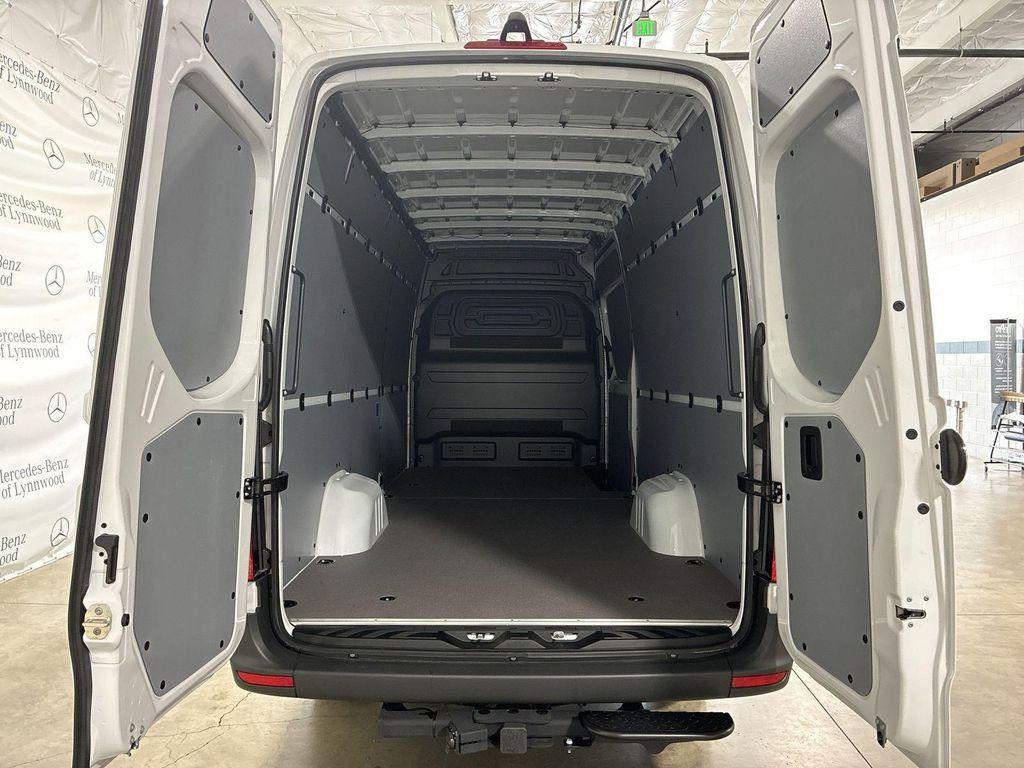 new 2025 Mercedes-Benz Sprinter 2500 car, priced at $66,384
