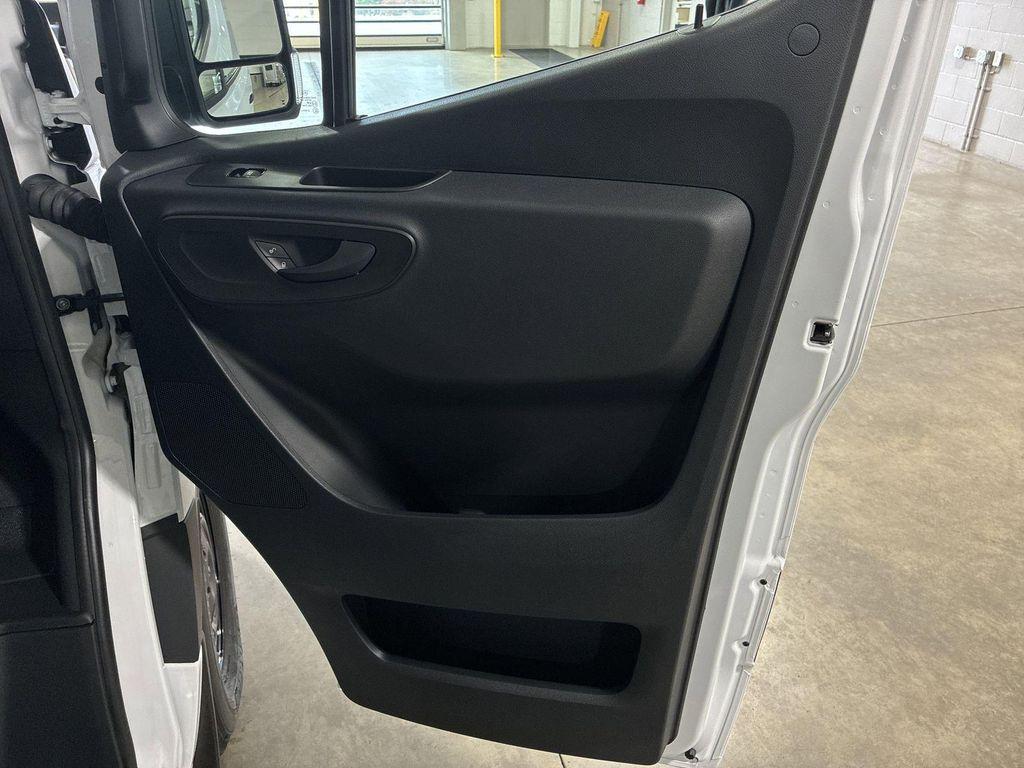 new 2025 Mercedes-Benz Sprinter 2500 car, priced at $66,384