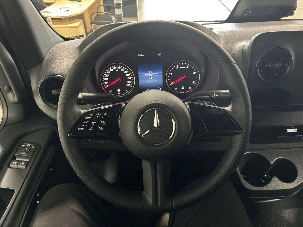new 2025 Mercedes-Benz Sprinter 2500 car, priced at $66,384