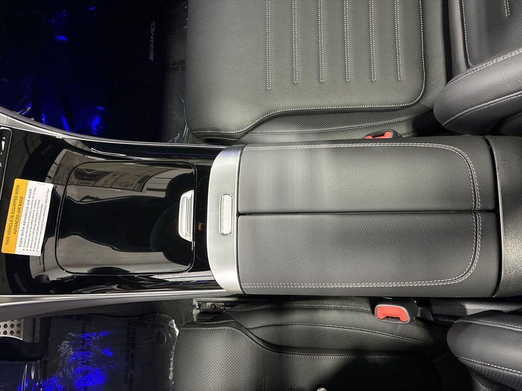 new 2025 Mercedes-Benz GLC 300 car, priced at $73,325