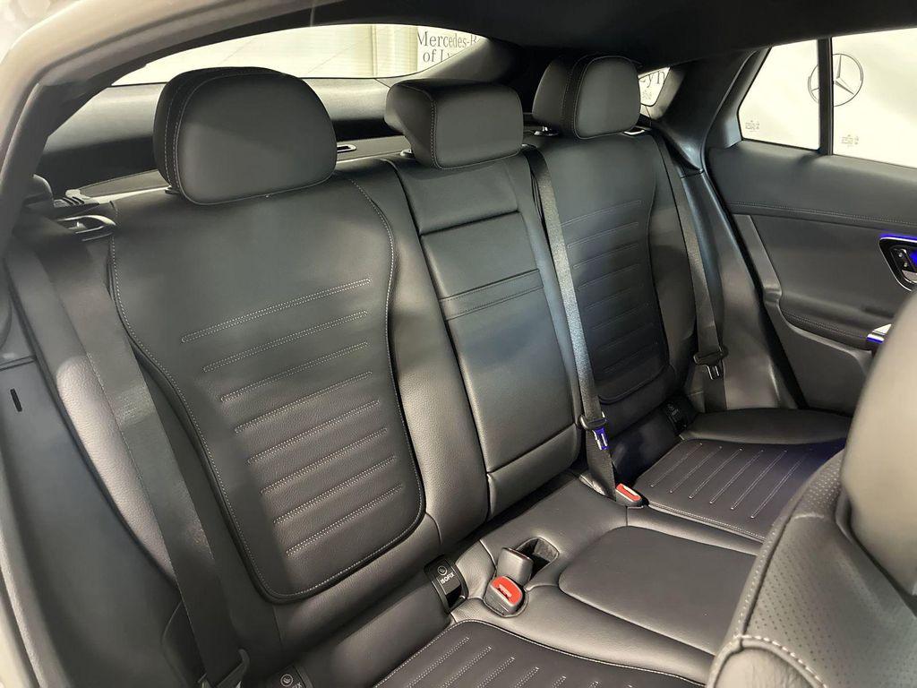 new 2025 Mercedes-Benz GLC 300 car, priced at $73,325