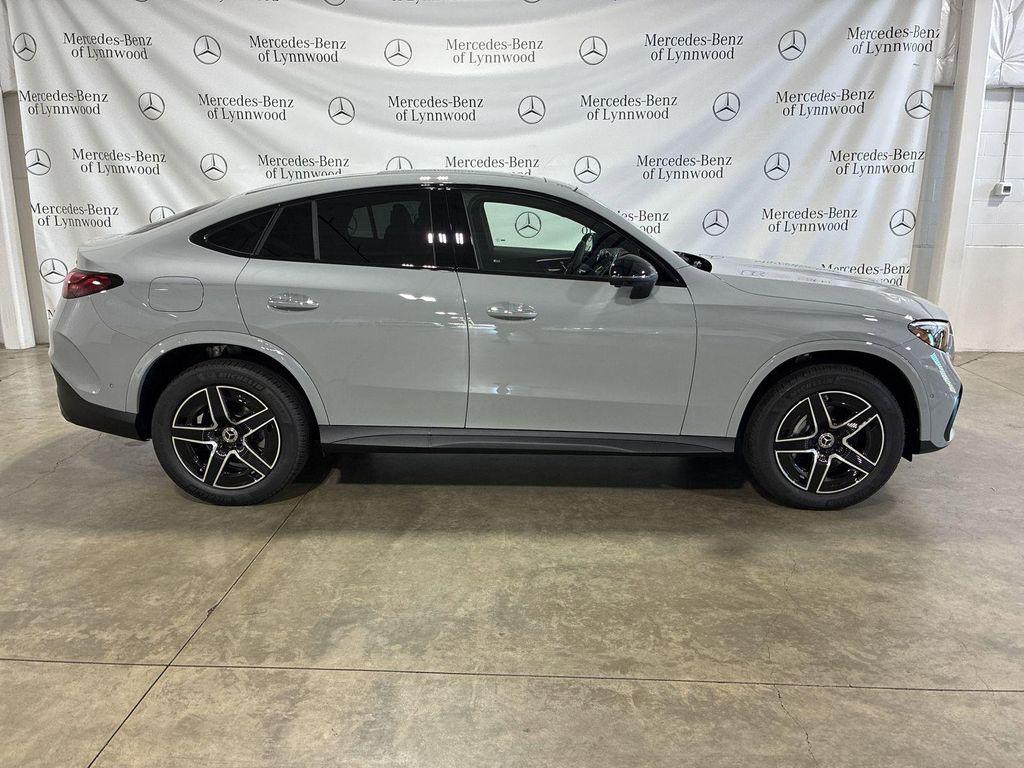 new 2025 Mercedes-Benz GLC 300 car, priced at $73,325