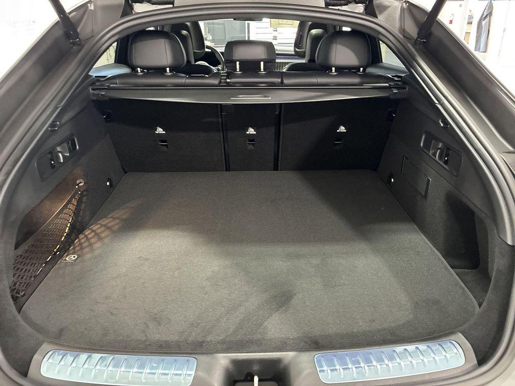 new 2025 Mercedes-Benz GLC 300 car, priced at $73,325