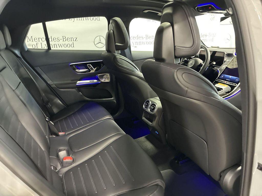 new 2025 Mercedes-Benz GLC 300 car, priced at $73,325