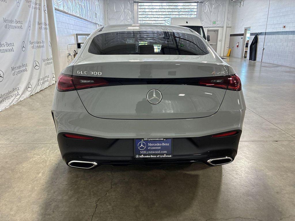 new 2025 Mercedes-Benz GLC 300 car, priced at $73,325