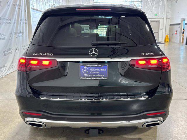 new 2025 Mercedes-Benz GLS 450 car, priced at $100,060