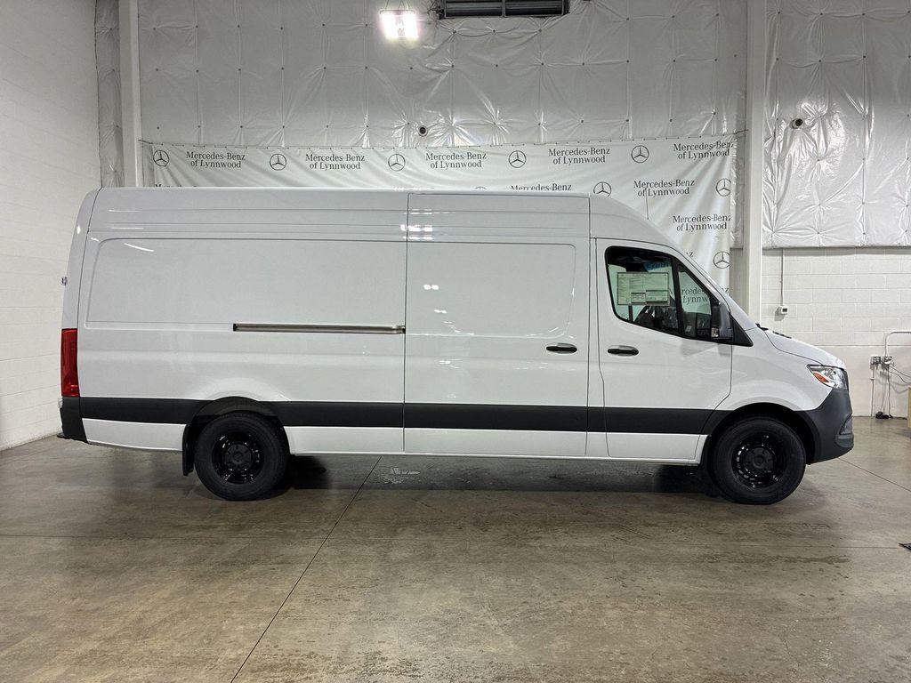 new 2025 Mercedes-Benz Sprinter 2500 car, priced at $68,707