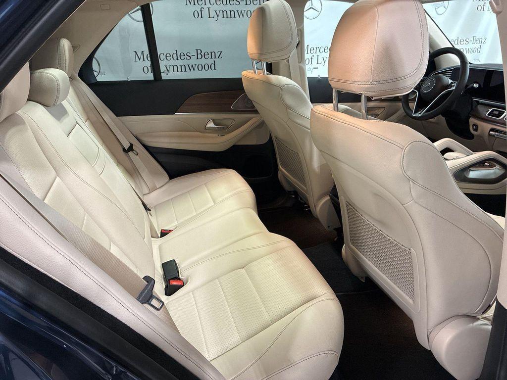 new 2026 Mercedes-Benz GLE 450 car, priced at $78,715