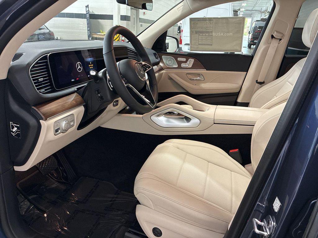 new 2026 Mercedes-Benz GLE 450 car, priced at $78,715