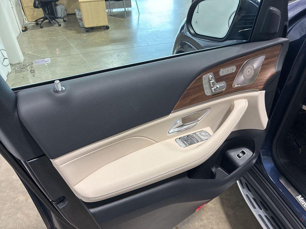 new 2026 Mercedes-Benz GLE 450 car, priced at $78,715