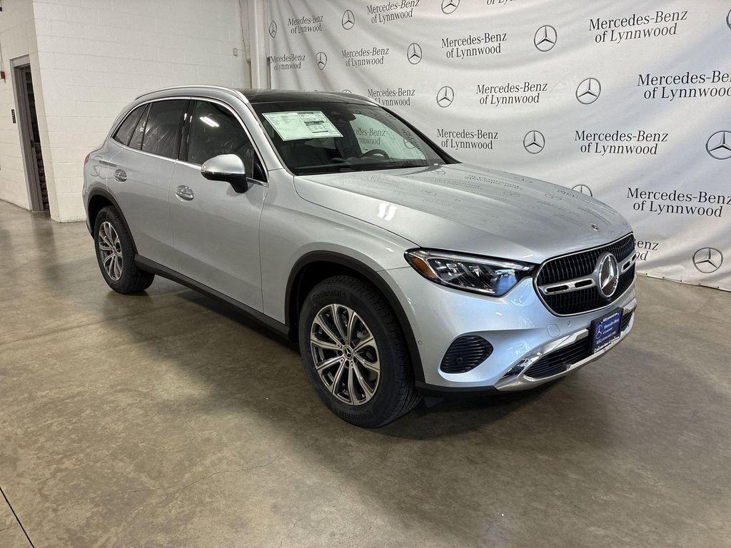 new 2025 Mercedes-Benz GLC 300 car, priced at $55,700