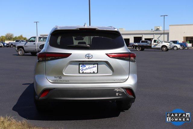 used 2022 Toyota Highlander car, priced at $34,500