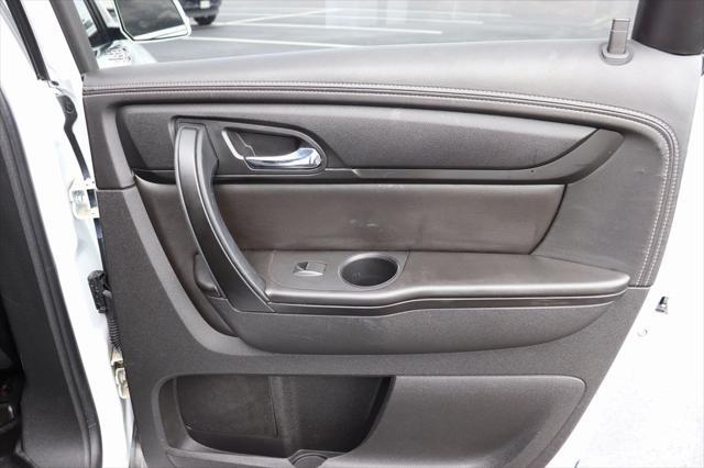 used 2017 Chevrolet Traverse car, priced at $10,500