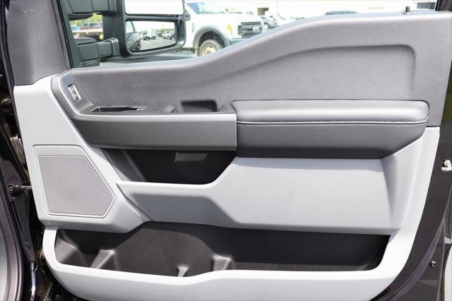 new 2025 Ford F-350 car, priced at $52,500