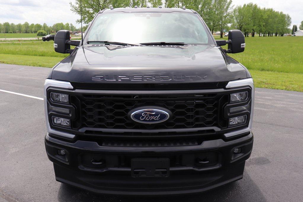 new 2025 Ford F-350 car, priced at $53,400