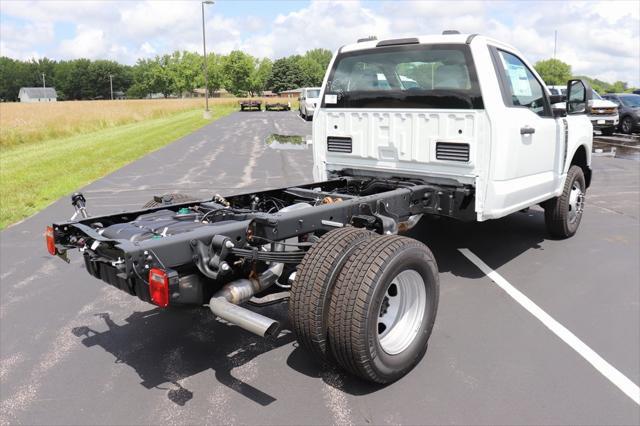 new 2025 Ford F-350 car, priced at $54,500
