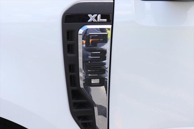 new 2025 Ford F-350 car, priced at $54,500