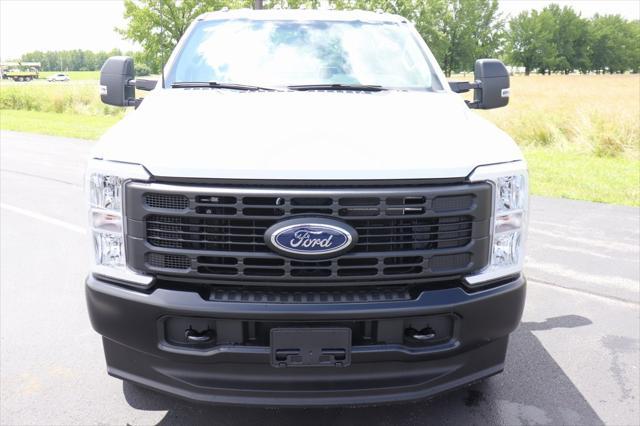 new 2025 Ford F-350 car, priced at $54,500