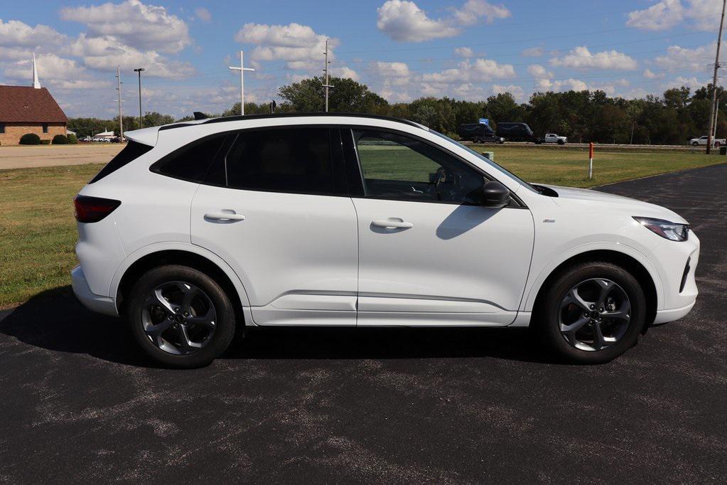 used 2023 Ford Escape car, priced at $21,500