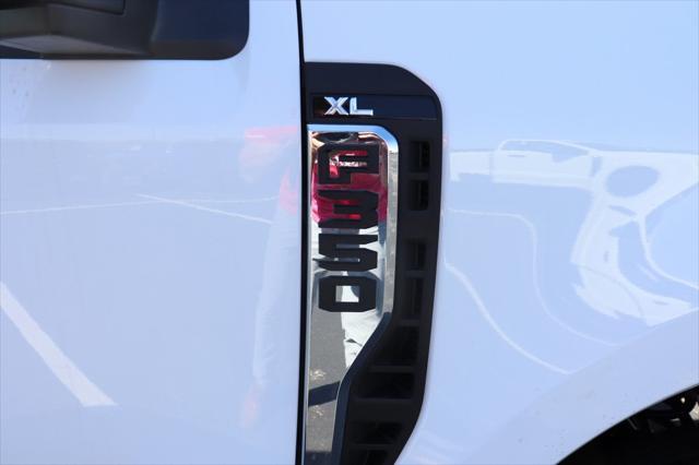new 2025 Ford F-350 car, priced at $71,995