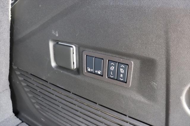 used 2024 GMC Yukon car, priced at $74,500