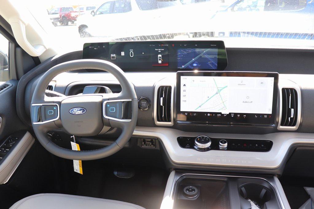 new 2025 Ford Expedition Max car, priced at $73,700