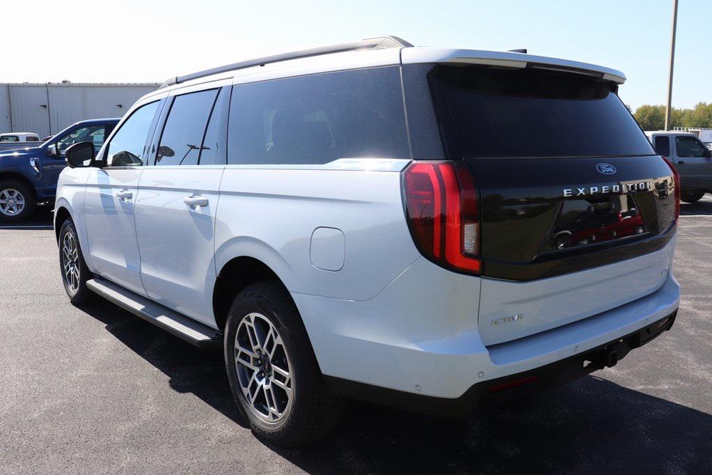 new 2025 Ford Expedition Max car, priced at $73,700