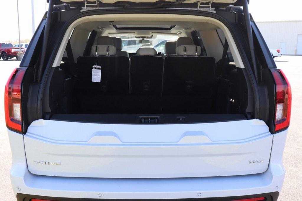 new 2025 Ford Expedition Max car, priced at $73,700
