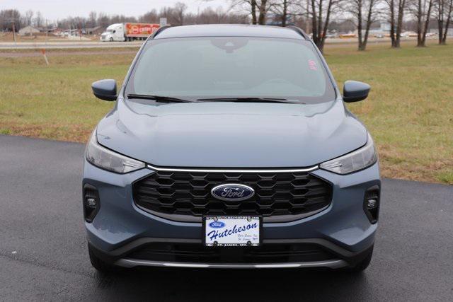 new 2025 Ford Escape car, priced at $31,800