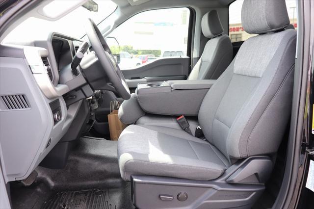 new 2025 Ford F-350 car, priced at $70,290