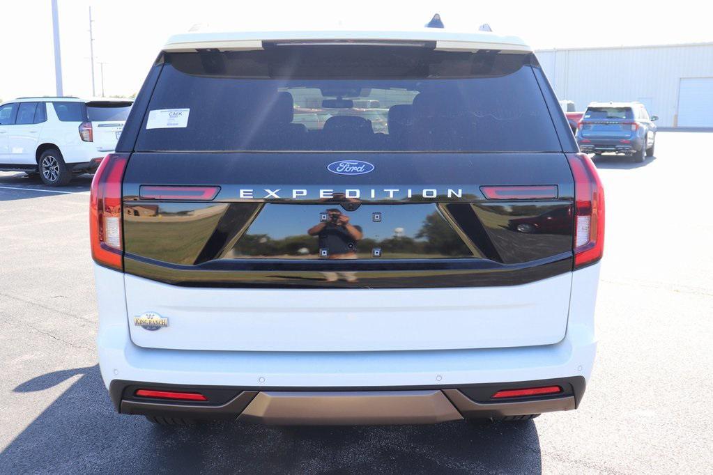 new 2025 Ford Expedition car, priced at $87,910