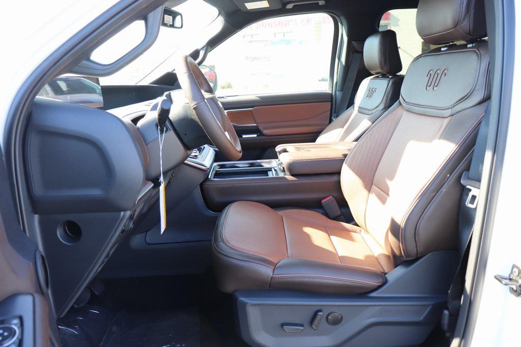 new 2025 Ford Expedition car, priced at $87,910