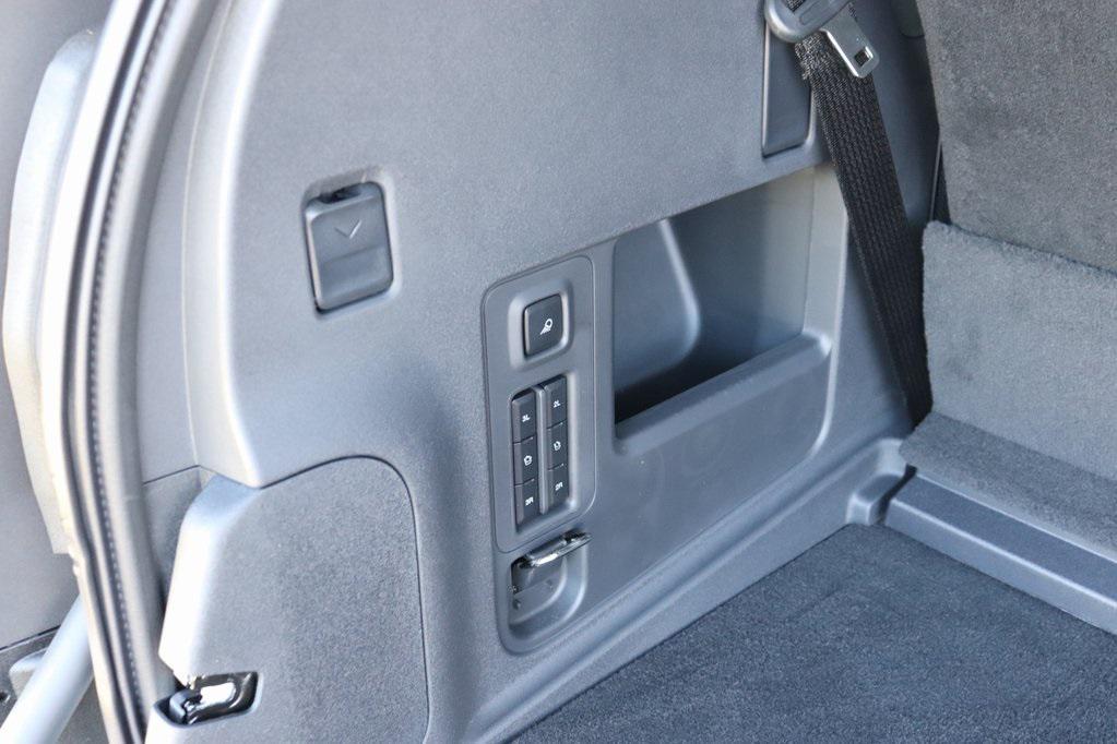 new 2025 Ford Expedition car, priced at $87,910