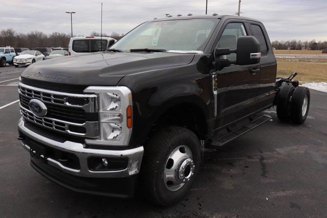 new 2025 Ford F-350 car, priced at $65,355