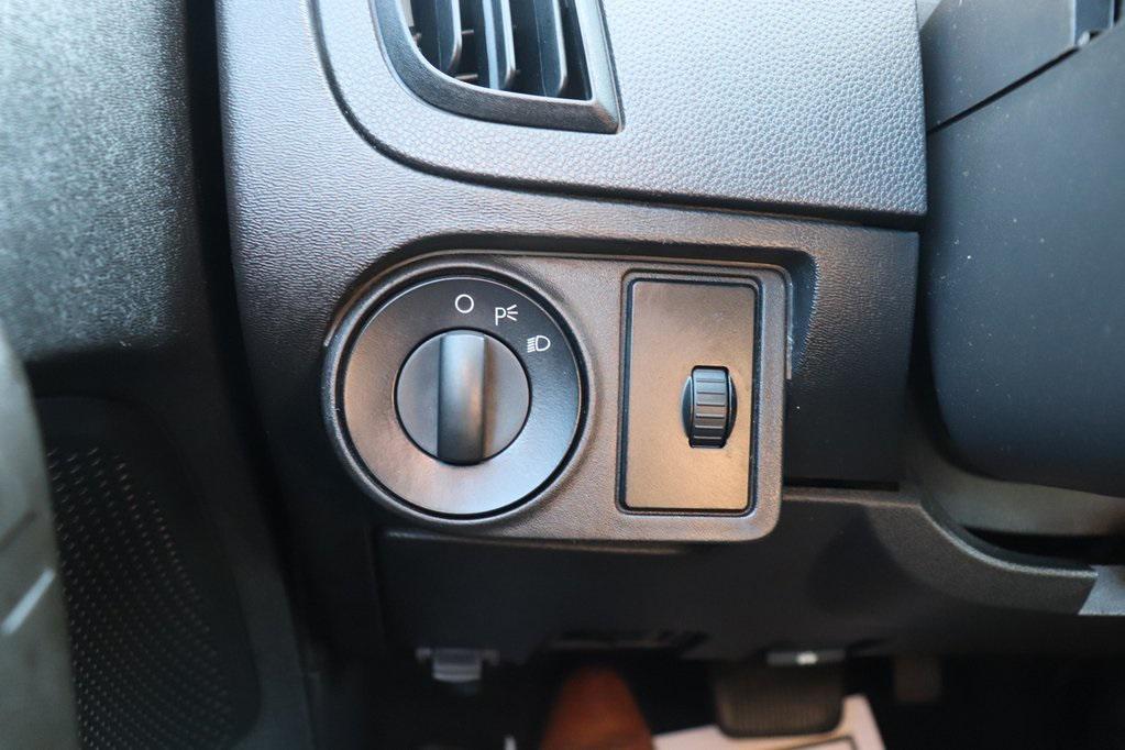 used 2009 Ford Focus car, priced at $4,900